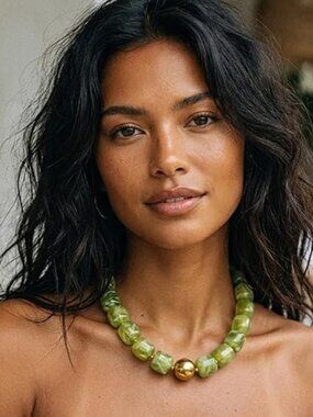 Mchic Colorful Chunky Beaded Necklace for Women, Acrylic Statement Choker